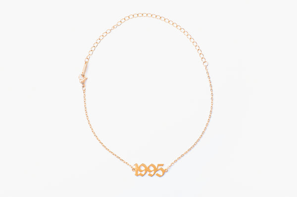 Personalize our Birth Year Anklet with your birth year or any special, meaningful year to you. Crafted on our classic cable chain. Length: 18cm + 10cm extender chain. Made from stainless steel, choose from either 18K Gold plated or Silver, tarnish free. Pinterest aesthetic jewelry.