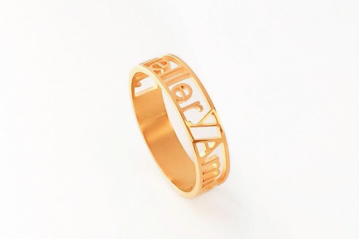 Engrave your own ring with any letters / words / numbers. Choose your name, a special word or a memorable date to personalize your style. Made with stainless steel, plated with 18K gold. Pinterest aesthetic jewelry and rings.