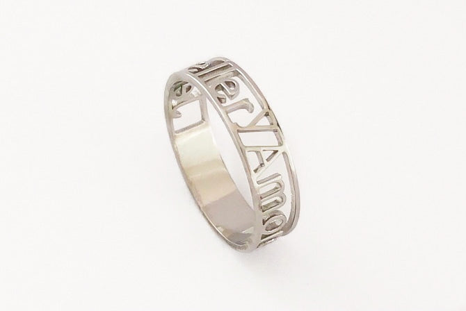 Engrave your own ring with any letters / words / numbers. Choose your name, a special word or a memorable date to personalize your style. Made with stainless steel, silver. Pinterest aesthetic jewelry and rings.